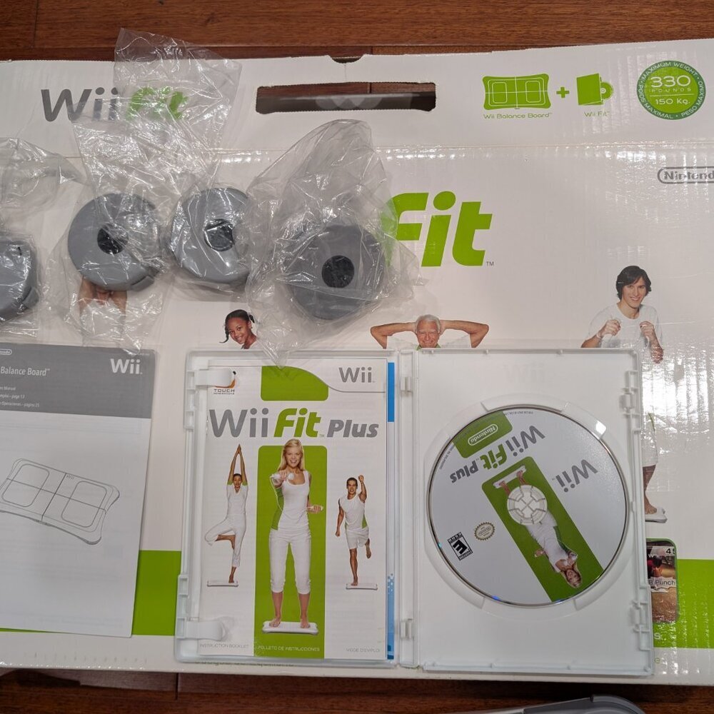 Nintendo Wii Fit with Balance Board w/ Wii FIT Game - TESTED - Picture 7 of 7